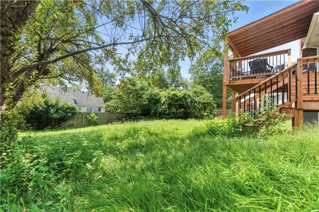 $350,000 | 9317 West 82nd Street, Overland Park, KS 66204