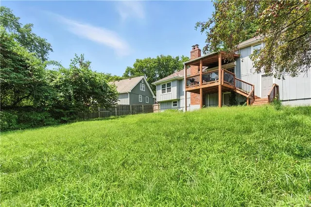 $350,000 | 9317 West 82nd Street, Overland Park, KS 66204