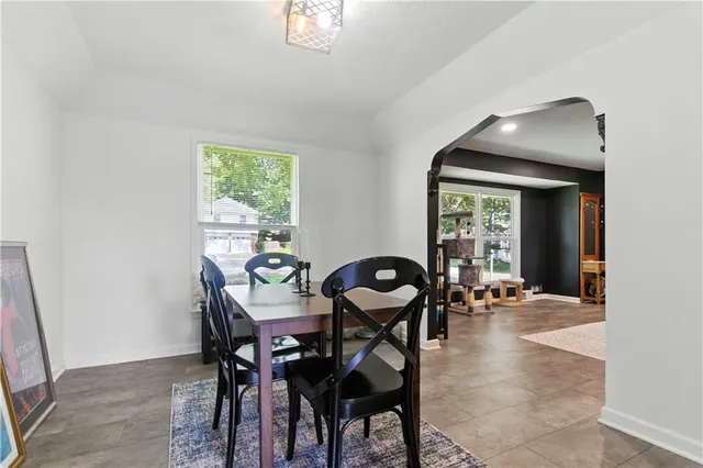 $350,000 | 9317 West 82nd Street, Overland Park, KS 66204