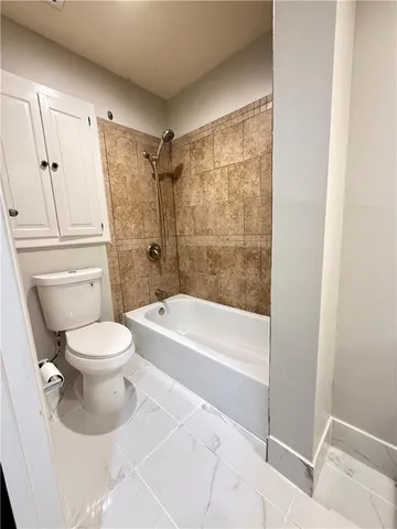 $348,888 | 504 South Cardinal Drive, Olathe, KS 66062