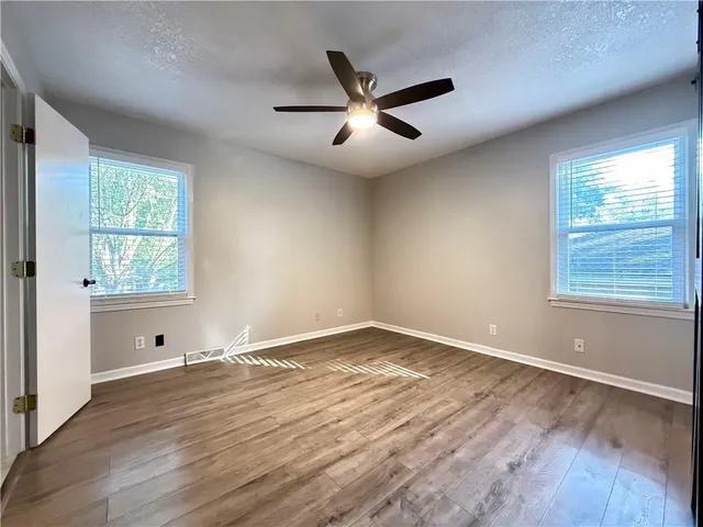 $348,888 | 504 South Cardinal Drive, Olathe, KS 66062