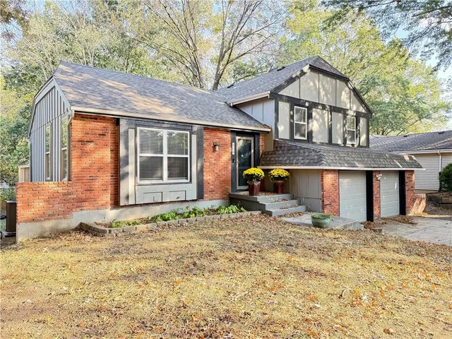 $348,888 | 504 South Cardinal Drive, Olathe, KS 66062