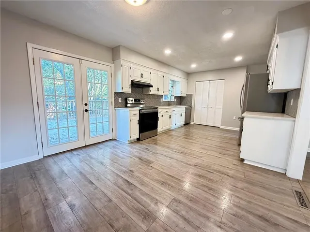 $348,888 | 504 South Cardinal Drive, Olathe, KS 66062