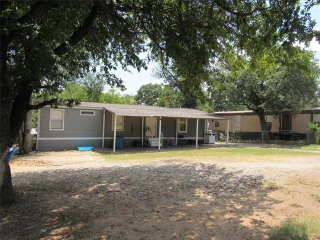 $170,000 | 124 Holly Oak Drive, Weatherford, TX 76087