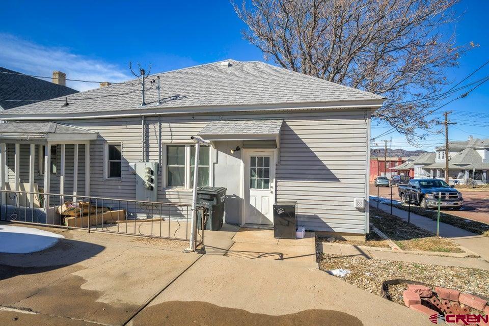 522 East First Street, Unit A & B Trinidad, CO 81082 - Photo 38 of 45 a house view with a sitting space