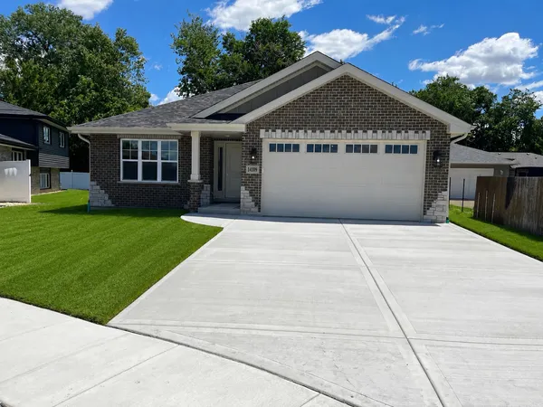 $530,000 | 14109 Kenneth Court, Crestwood, IL 60418