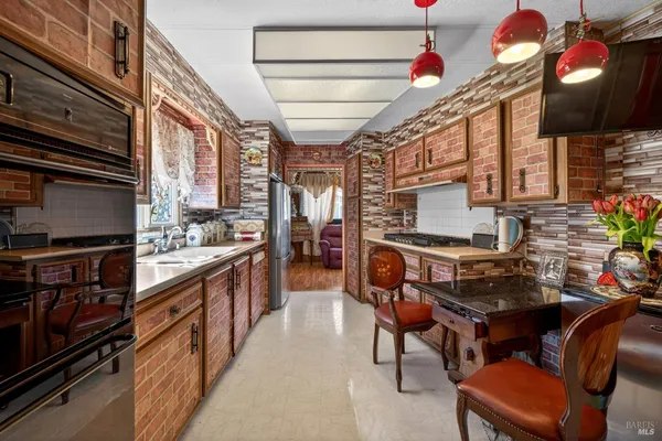 $199,000 | 145 CÃrculo Todos, Rohnert Park, CA 94928