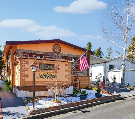 $199,000 | 145 CÃrculo Todos, Rohnert Park, CA 94928