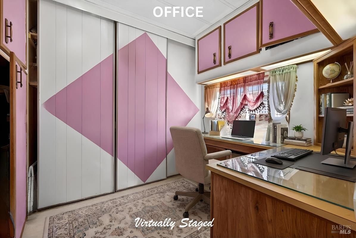 145 Círculo Todos Rohnert Park, CA 94928 - Photo 27 of 39 a room with furniture and screen