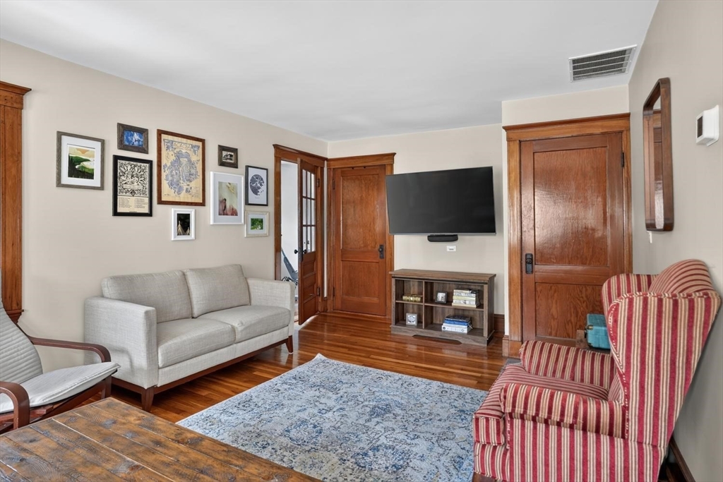 67 Webster Street, Unit 2 Arlington, MA 02474 - Photo 8 of 34