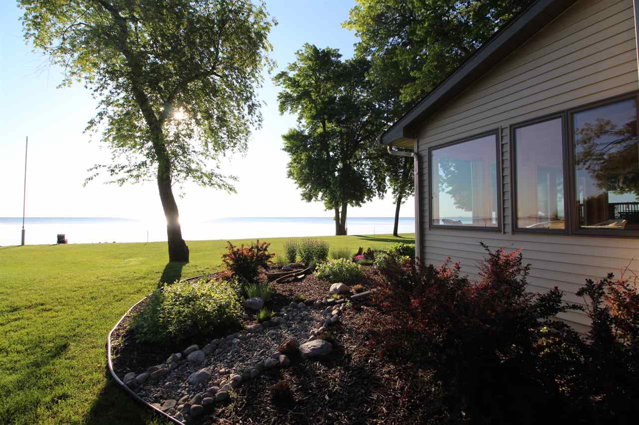 283 South Linwood Beach Road Linwood, MI 48634 - Photo 3 of 17