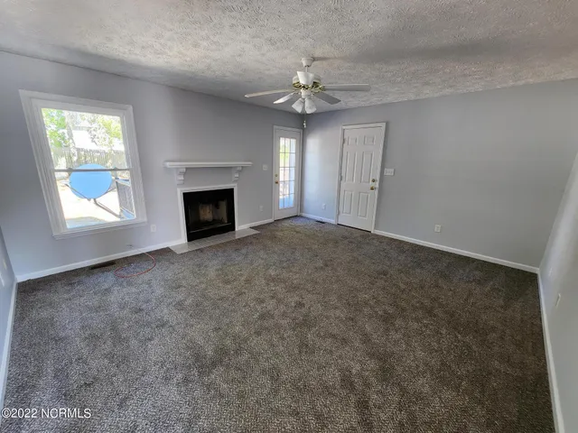 $1,575 | 3550 Lubbock Drive, Hope Mills, NC 28348