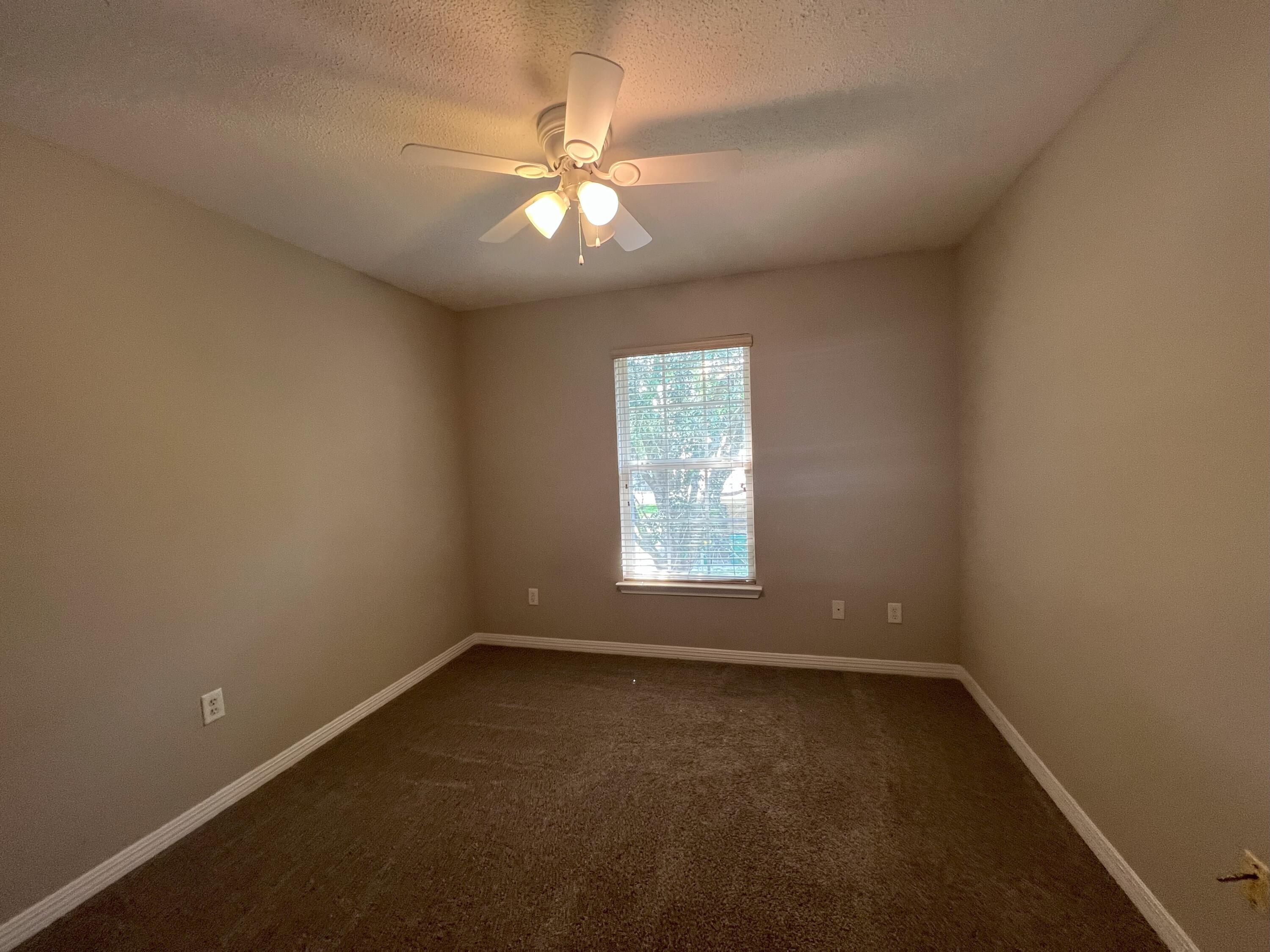 1409 Beaver Run Road Niceville, FL 32578 - Photo 11 of 14 IMG_0735