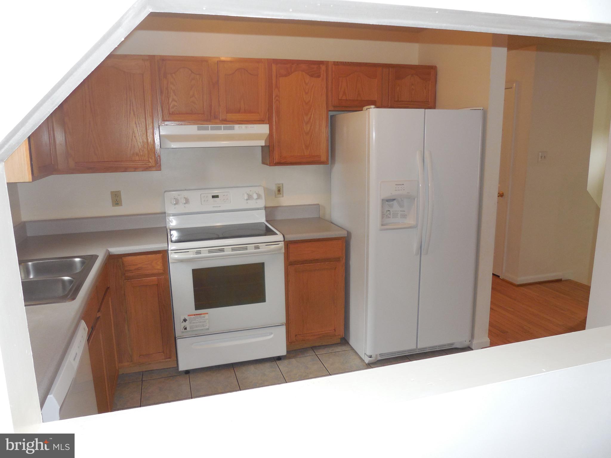 883 Valley Mill Road Winchester, VA 22602 - Photo 13 of 27 passthrough from dining to kitchen