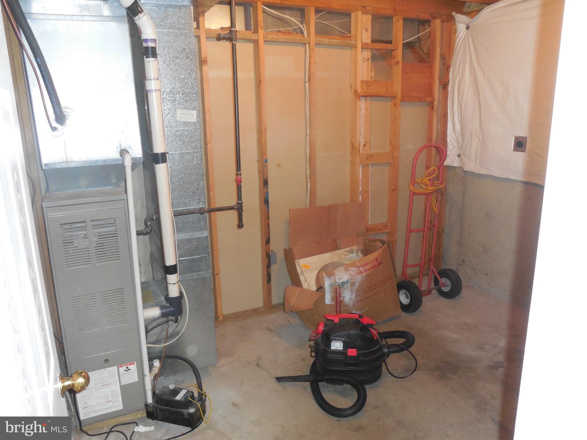 883 Valley Mill Road Winchester, VA 22602 - Photo 25 of 27 utility/storage