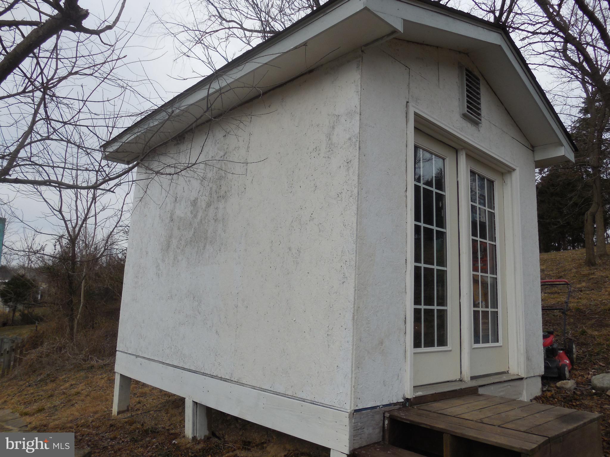883 Valley Mill Road Winchester, VA 22602 - Photo 7 of 27 Storage building in back yard