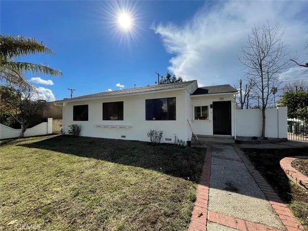 $4,300 | 7359 Amestoy Avenue, Van Nuys, CA 91406