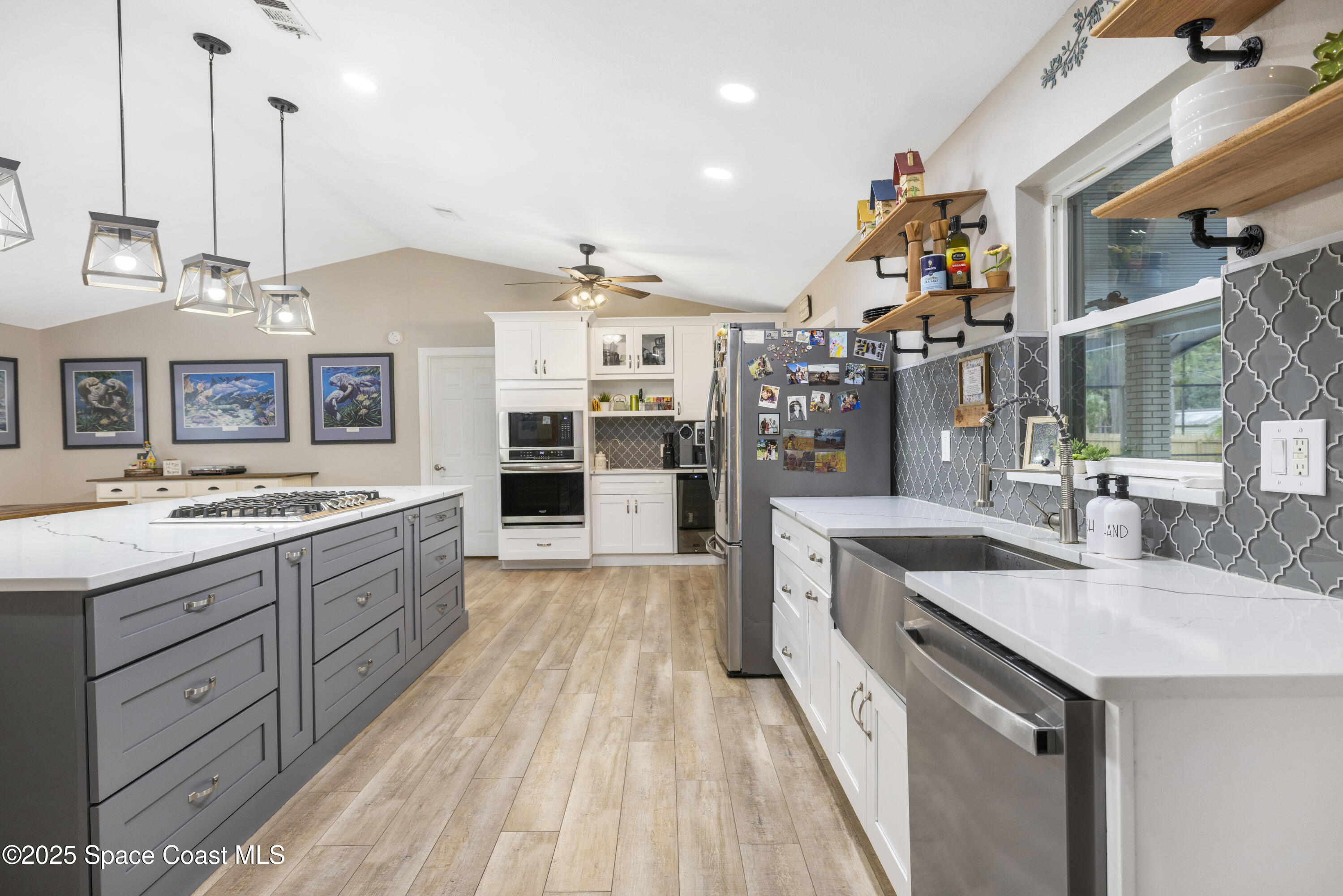 456 Narragansett Street Northeast Palm Bay, FL 32907 - Photo 4 of 43 0B2A5475