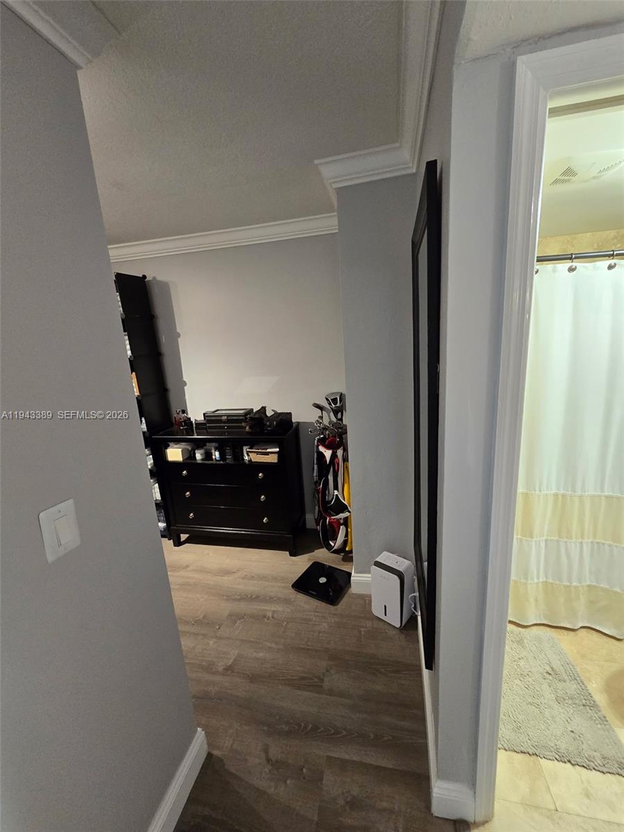 7753 Southwest 102nd Place Miami, FL 33173 - Photo 12 of 18