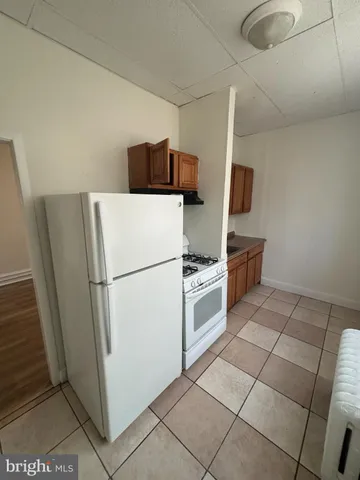 $1,700 | 806 North Harrison Street, Unit 2, Wilmington, DE 19806