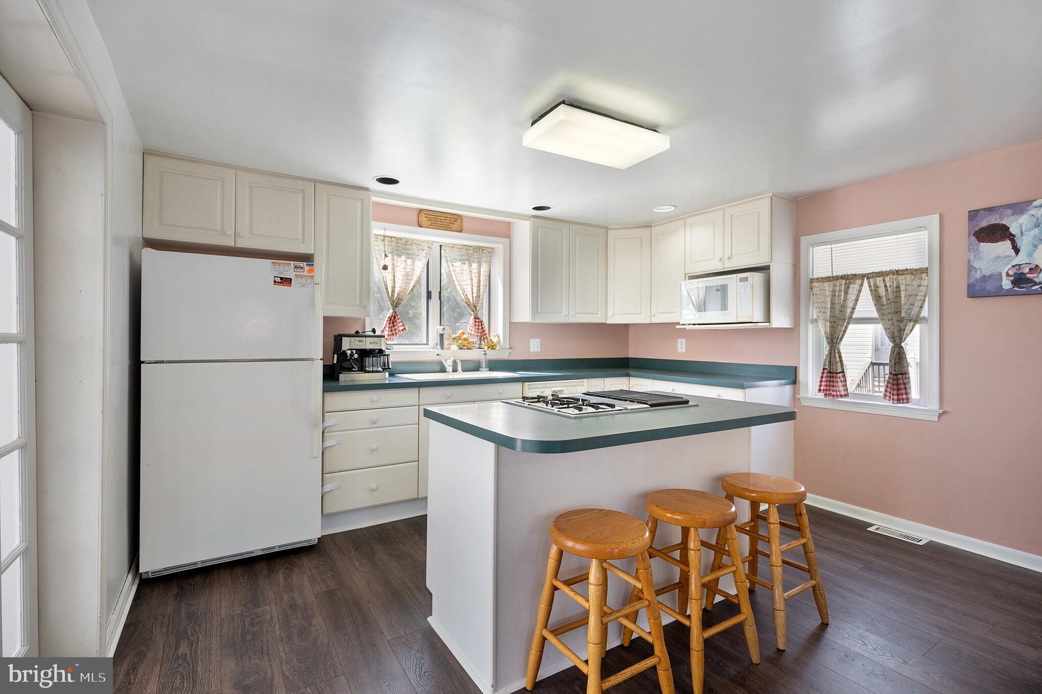 101 Eayrestown Road Southampton, NJ 08088 - Photo 6 of 27 Gallery Image 6