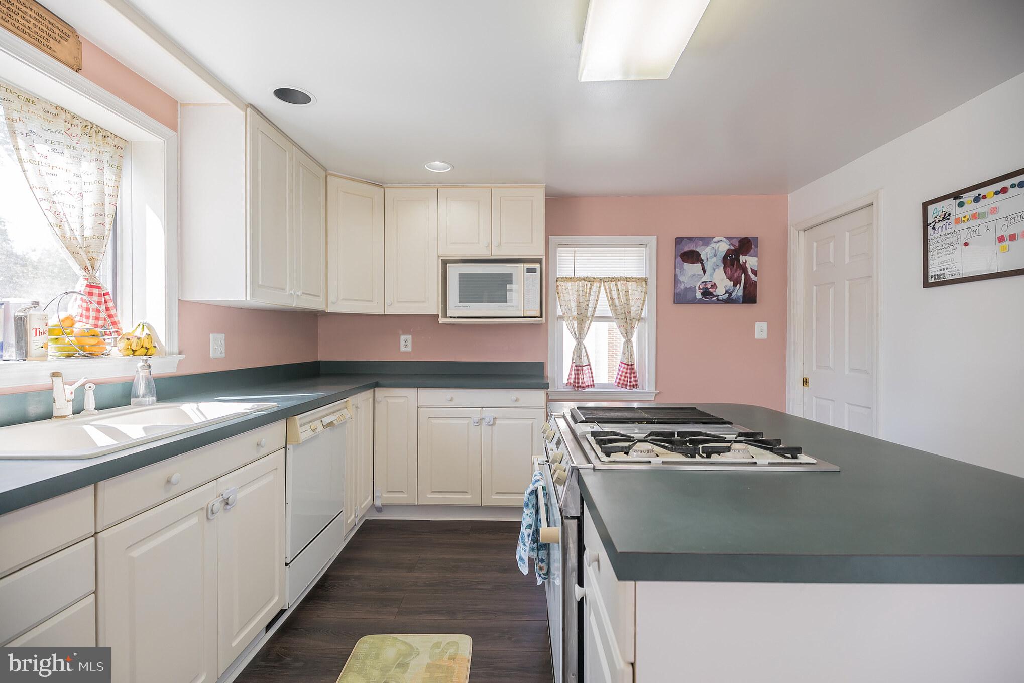 101 Eayrestown Road Southampton, NJ 08088 - Photo 10 of 27 Gallery Image 10