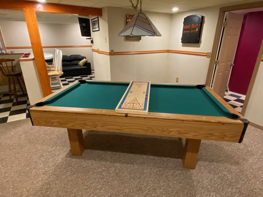 16 Worcester Road Townsend, MA 01469 - Photo 19 of 31 a room with window and screen