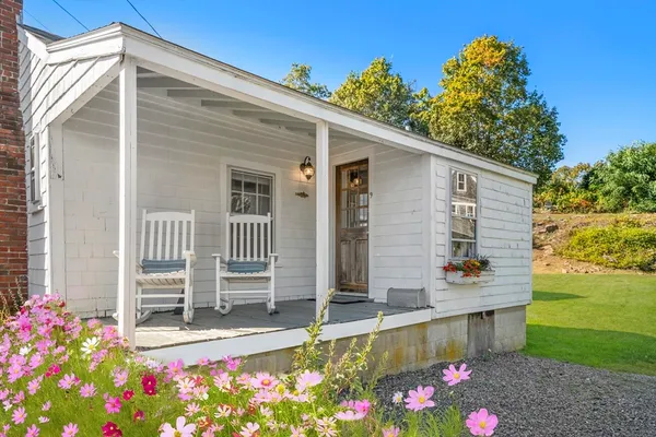 $5,200 | 9 Gingerbread Hill, Unit 1, Marblehead, MA 01945