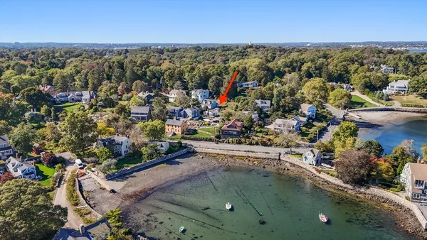 $5,200 | 9 Gingerbread Hill, Unit 1, Marblehead, MA 01945