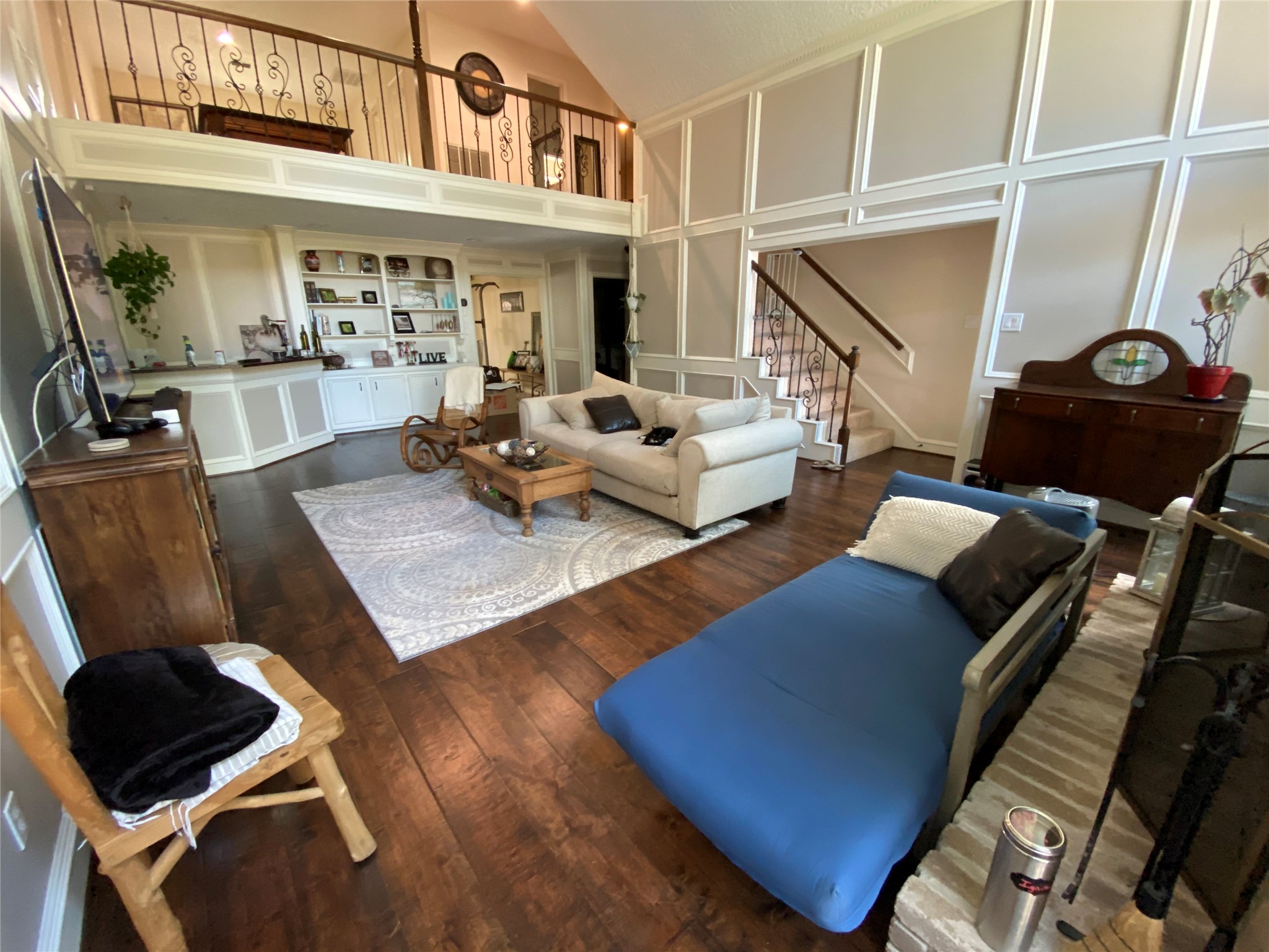 28 Tangle Brush Drive Spring, TX 77381 - Photo 9 of 29 a living room with furniture and a rug