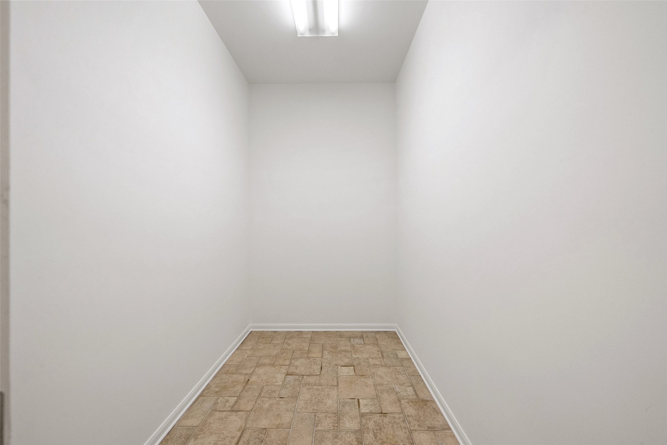 15144 Paradise View Drive Willis, TX 77318 - Photo 21 of 44