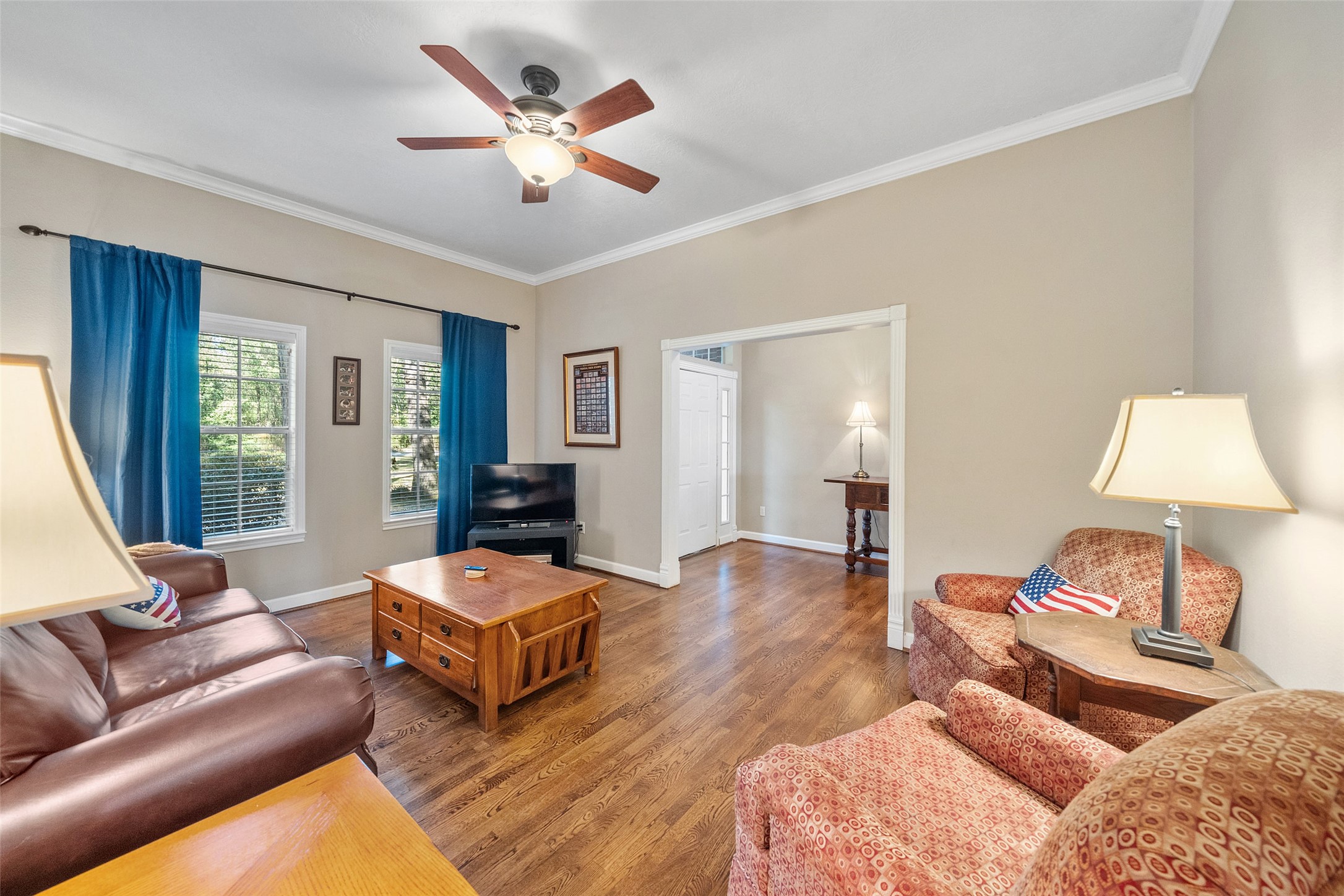 15144 Paradise View Drive Willis, TX 77318 - Photo 7 of 44