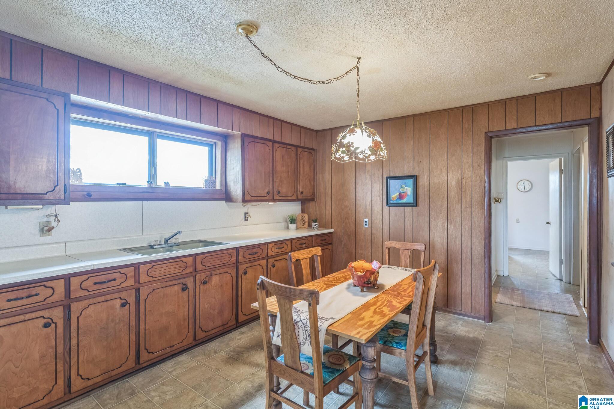 10568 County Road 121 Valley Head, AL 35989 - Photo 18 of 36