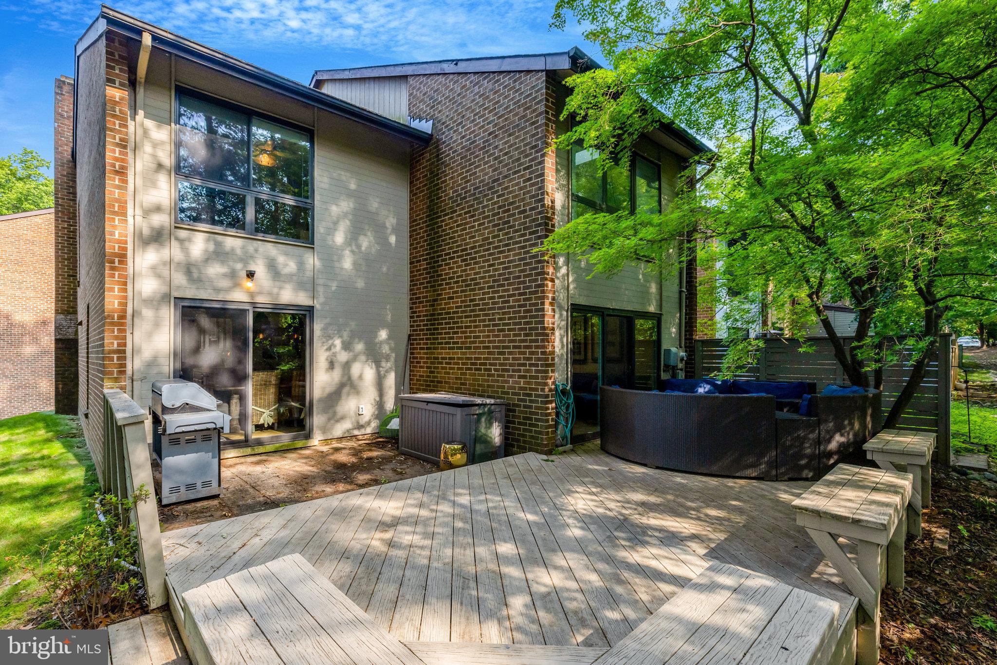 11712 Indian Ridge Road Reston, VA 20191 - Photo 43 of 77 a front view of a house with a yard