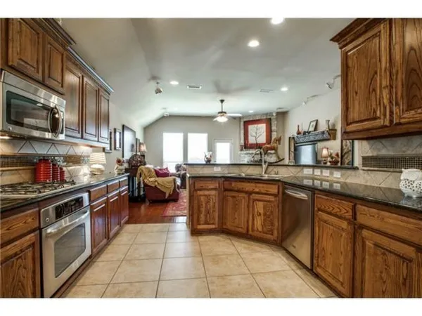 $2,500 | 5641 Hampshire Drive, McKinney, TX 75070