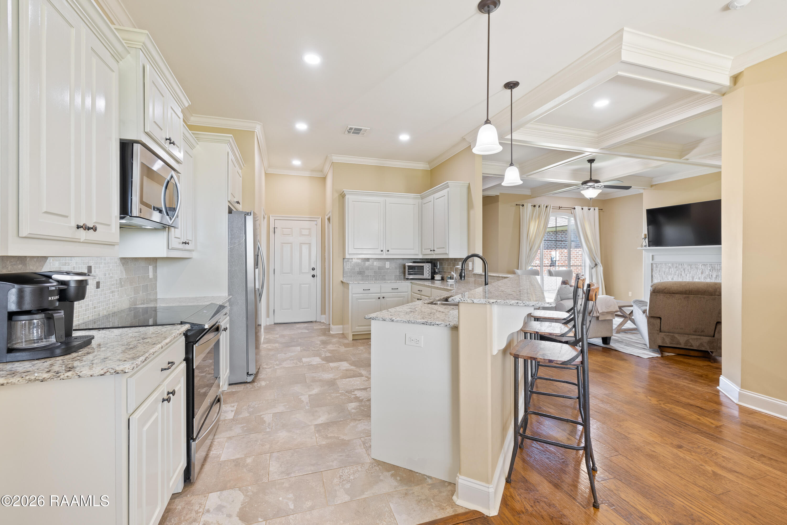 208 Overbrook Drive Broussard, LA 70518 - Photo 16 of 41 208 Overbrook Broussard-15