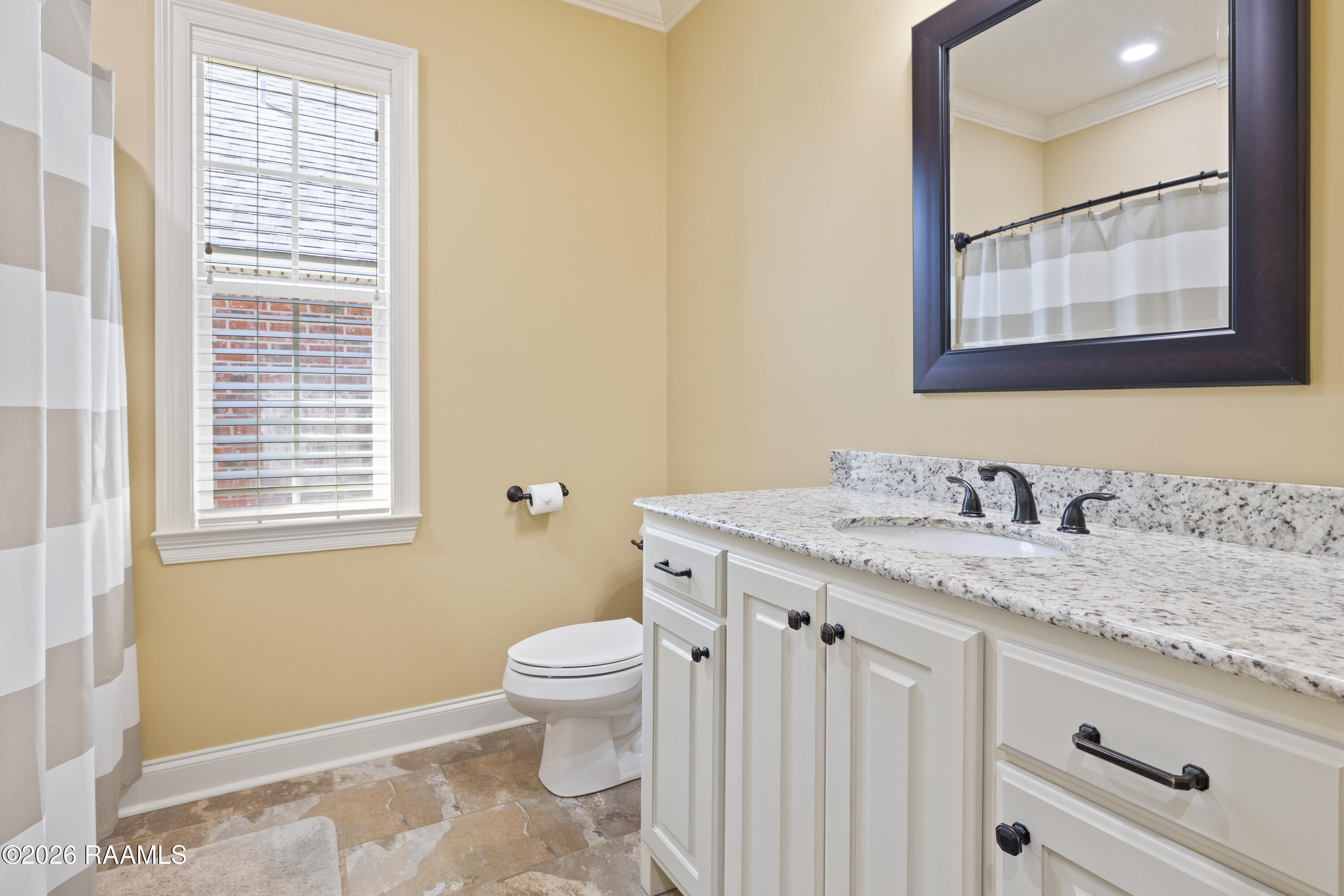 208 Overbrook Drive Broussard, LA 70518 - Photo 27 of 41 208 Overbrook Broussard-26