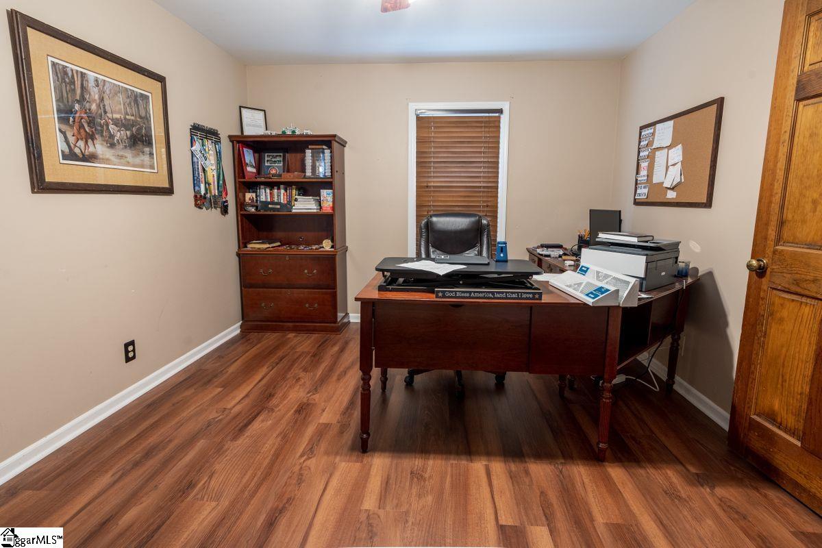 540 McKittrick Bridge Road Fountain Inn, SC 29644 - Photo 6 of 36