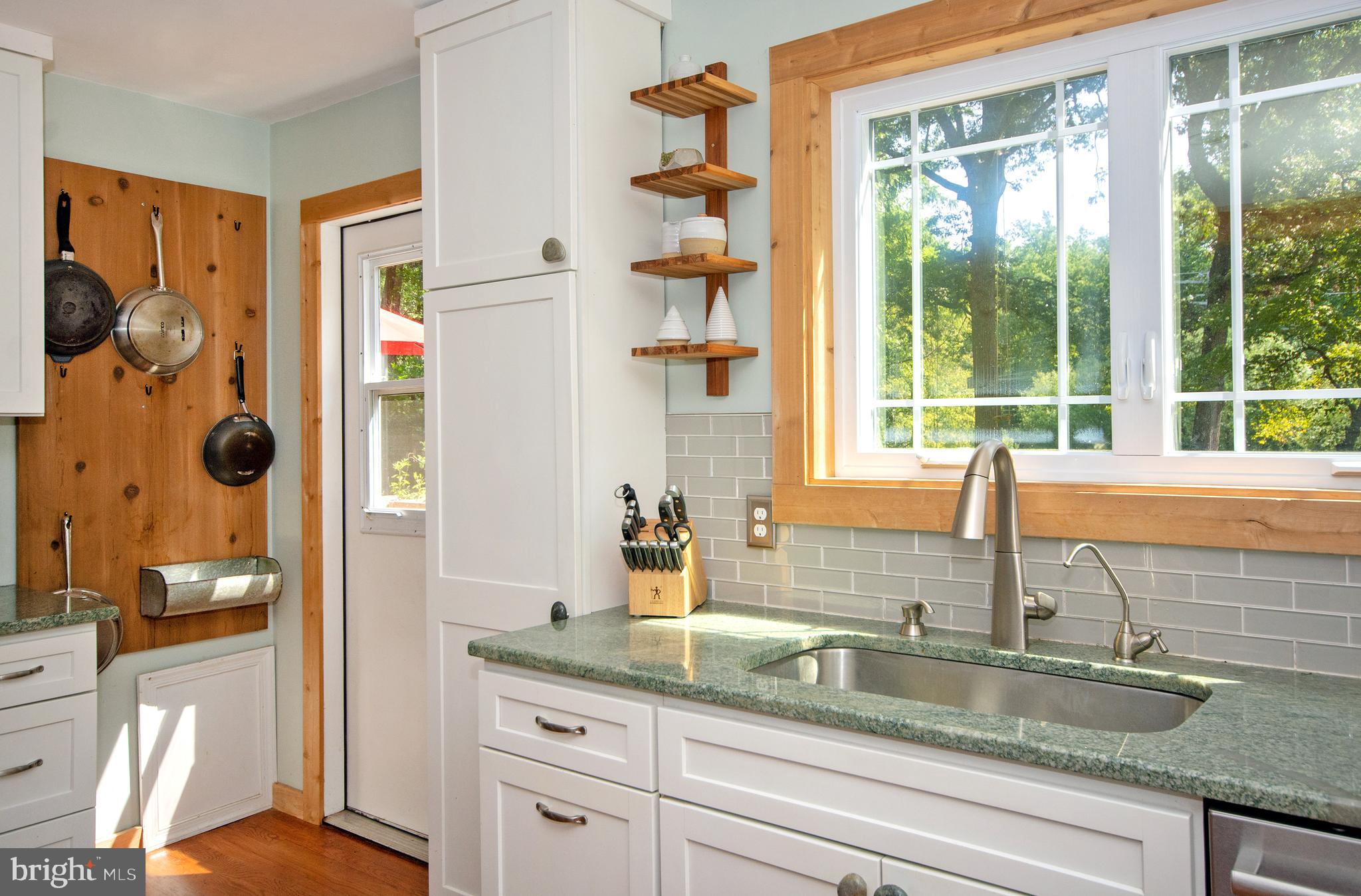 1804 St Margarets Road Annapolis, MD 21409 - Photo 13 of 35 Kitchen leads to outdoor entertaining area