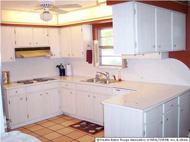 8875 Trinity Avenue Baton Rouge, LA 70806 - Photo 3 of 11 Gallery Image 3