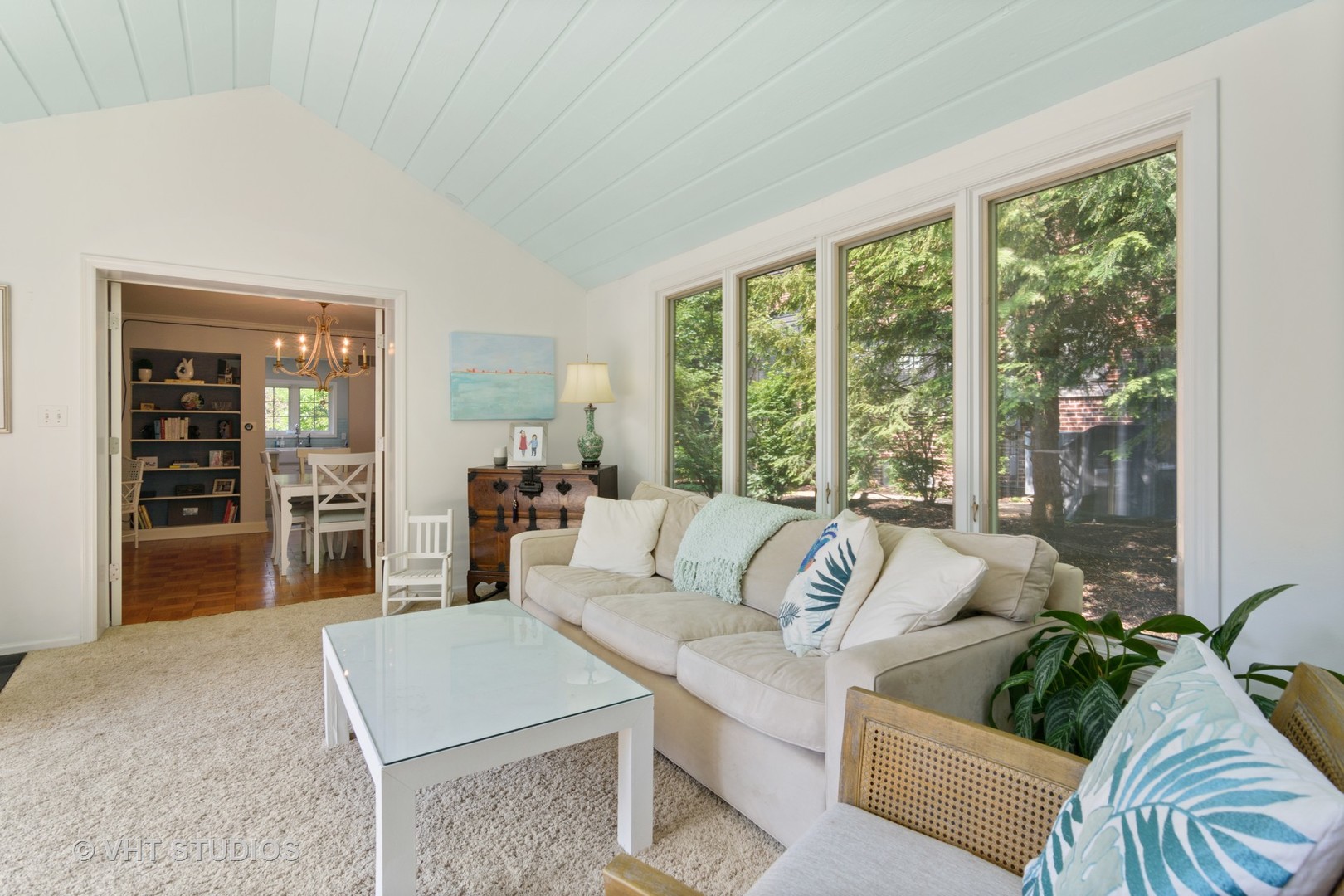 589 Sunset Road Winnetka, IL 60093 - Photo 12 of 41