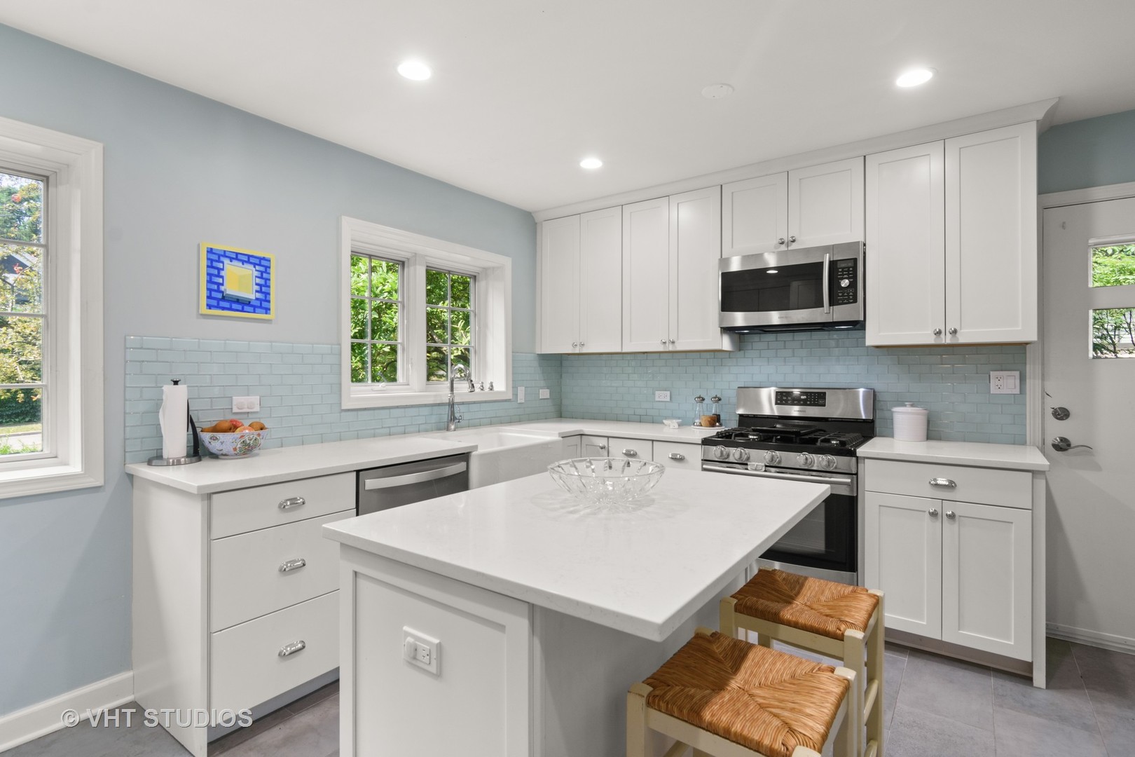 589 Sunset Road Winnetka, IL 60093 - Photo 18 of 41