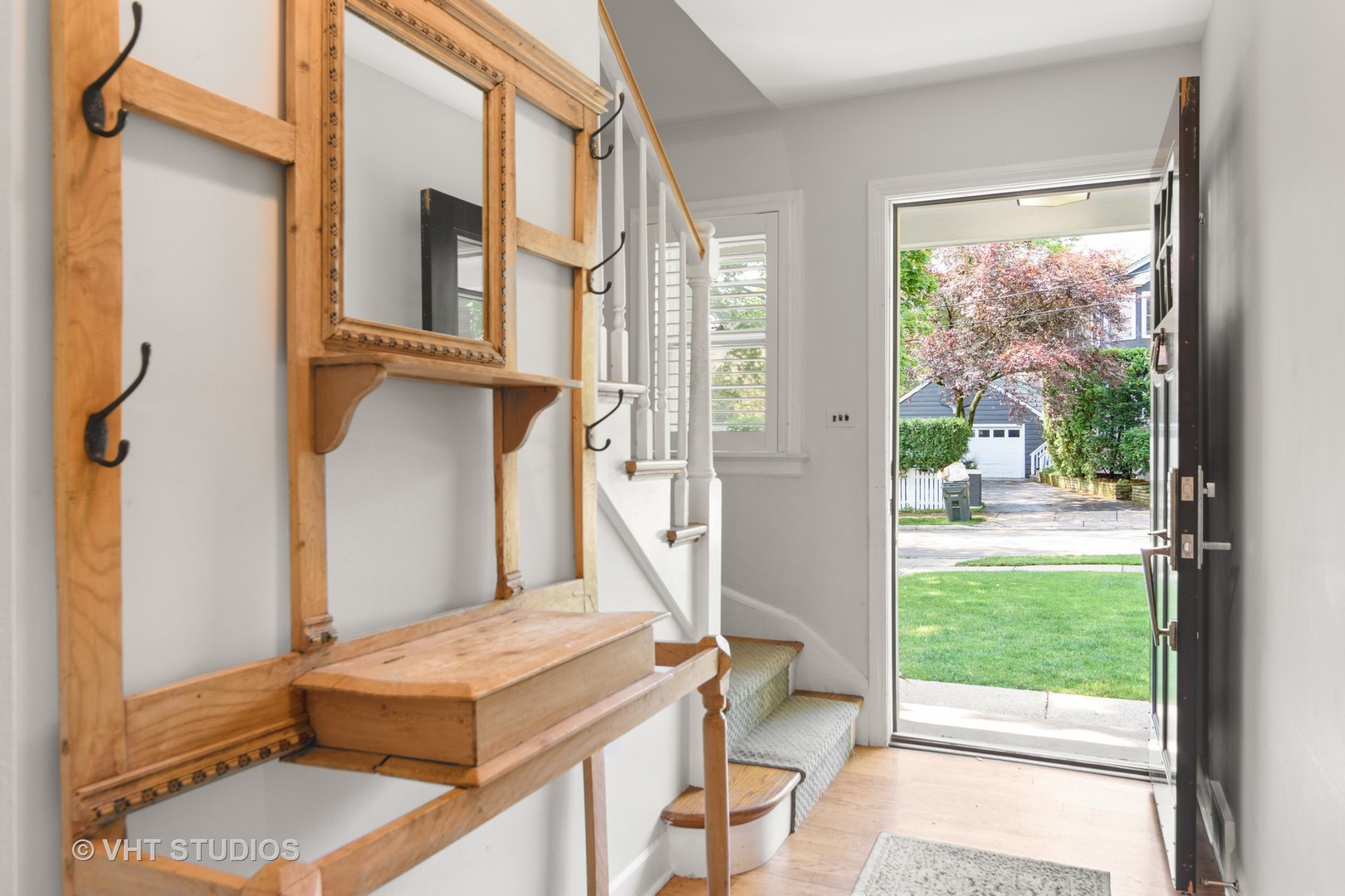 589 Sunset Road Winnetka, IL 60093 - Photo 5 of 41