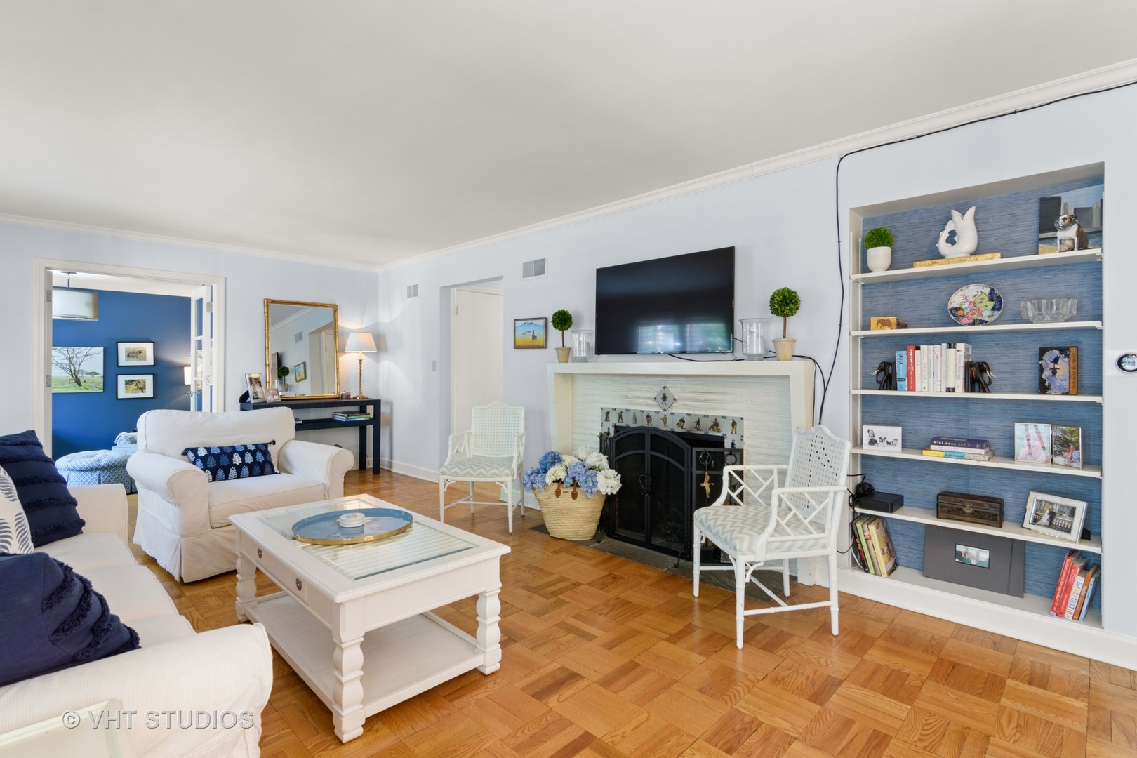589 Sunset Road Winnetka, IL 60093 - Photo 8 of 41