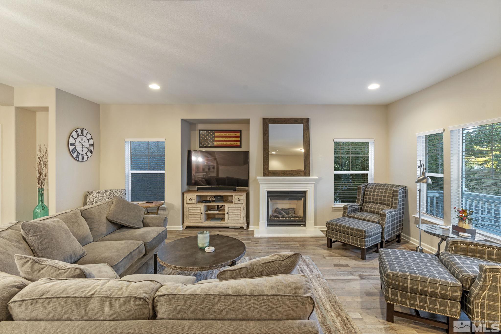 2121 Virginia Lake Way Reno, NV 89509 - Photo 10 of 40 Photo 10