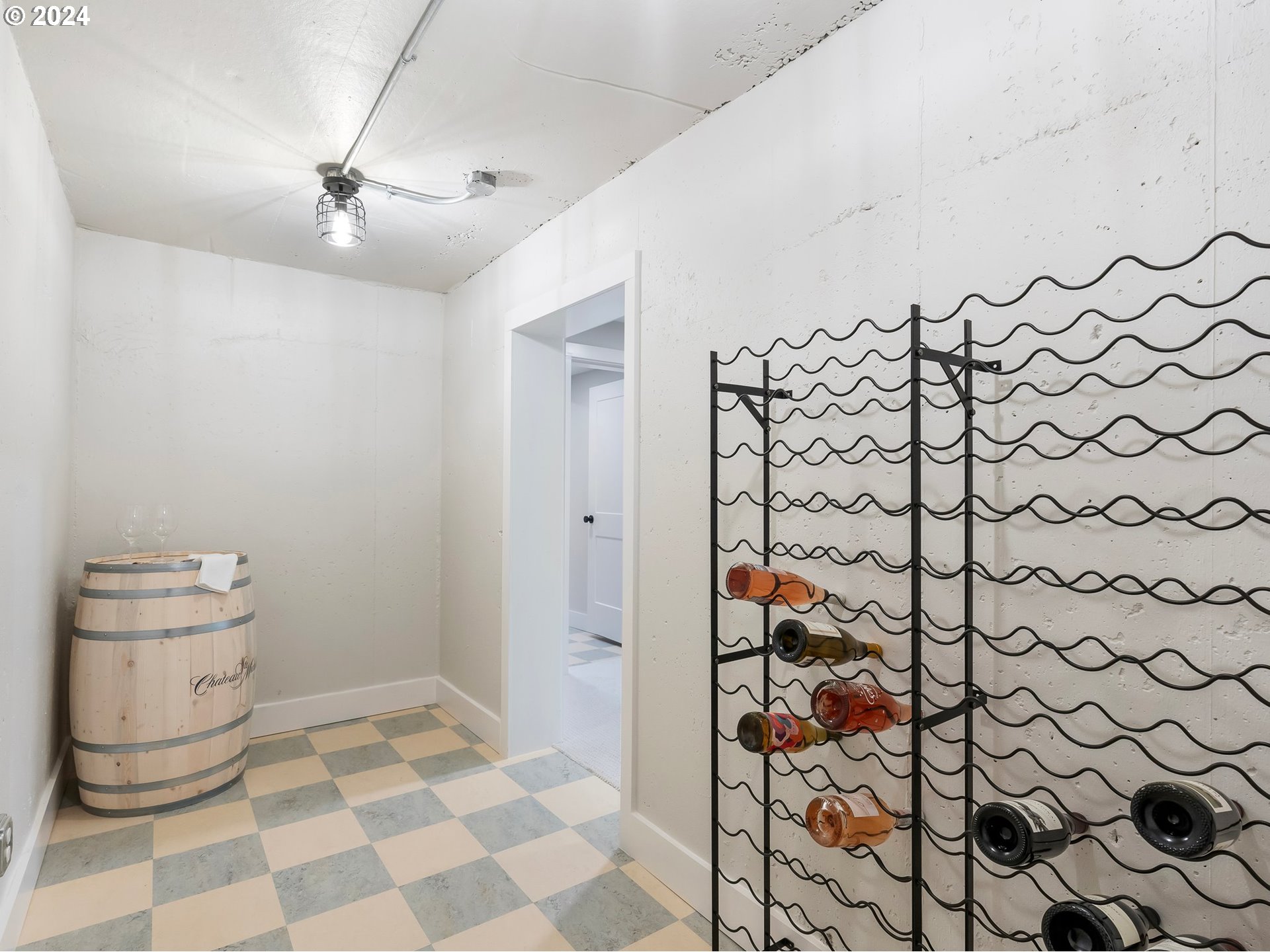 2711 Greentree Road Lake Oswego, OR 97034 - Photo 34 of 42 a bathroom with a sink and a shower