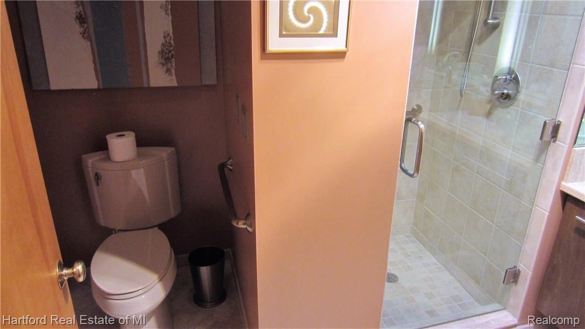 36102 Paddleford Road Farmington, MI 48331 - Photo 30 of 37 IMG_5035.JPG