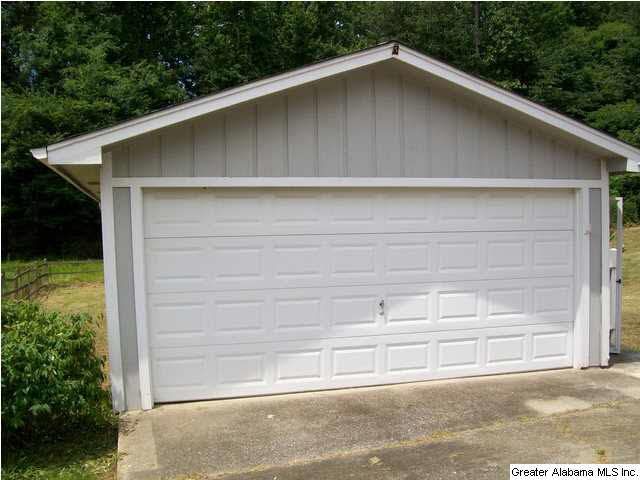 1135 Henry Drive Alabaster, AL 35007 - Photo 3 of 31