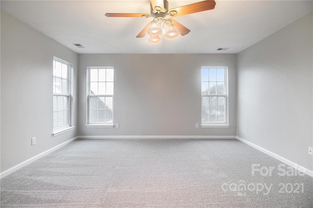 2434 Smith Cove Road Denver, NC 28037 - Photo 11 of 26 Gallery Image 11