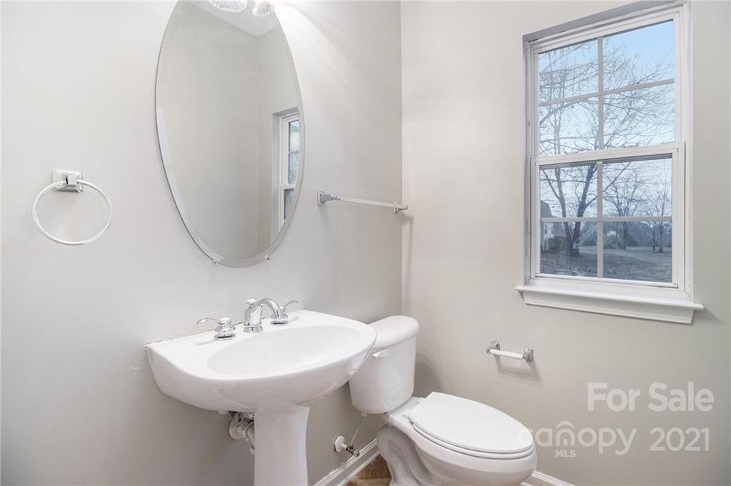 2434 Smith Cove Road Denver, NC 28037 - Photo 24 of 26 Gallery Image 24